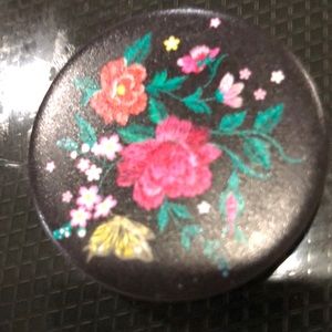 Meet your Posher, Leslie